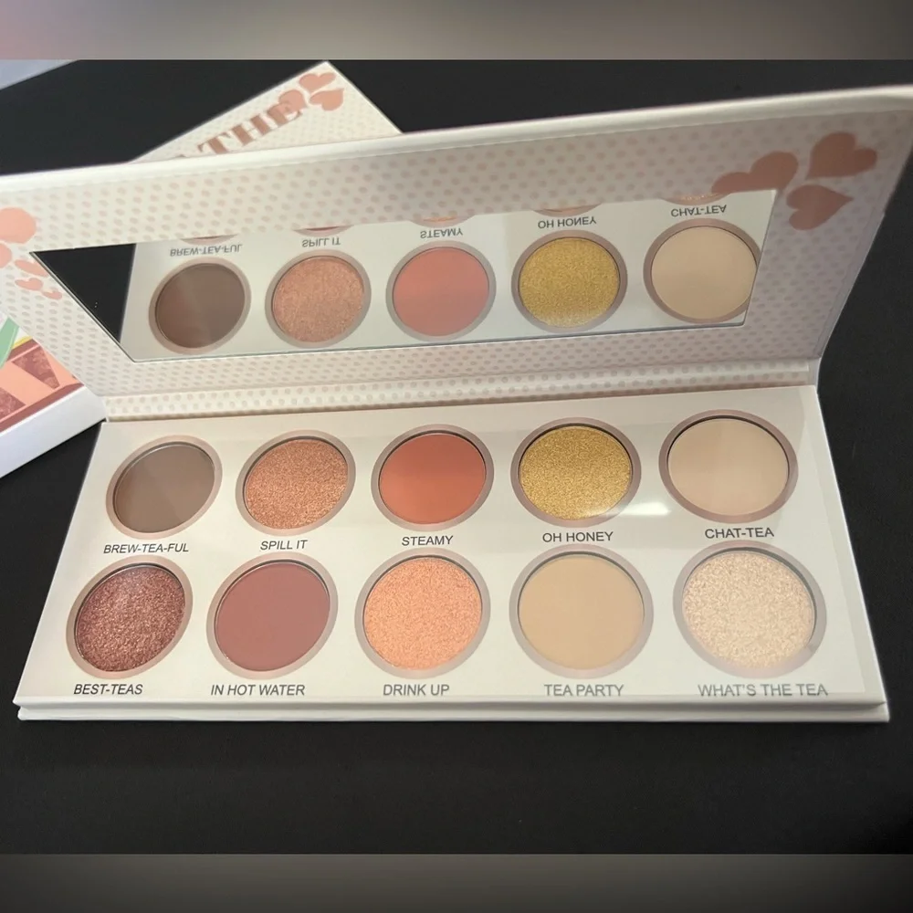 New Shadow Palette- What’s The Tea